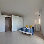 Oasi Milano Апартаменты *